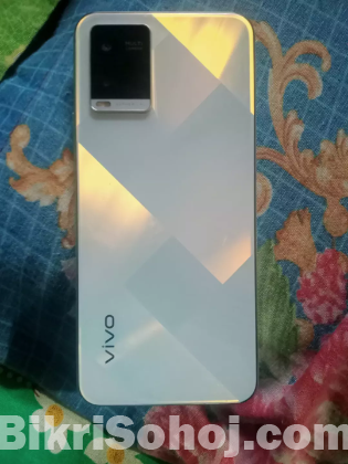 vivo Y21